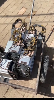 105ksol/S Bitmain Antminer Z11j 1418W ZEC Miner 228×134×279mm